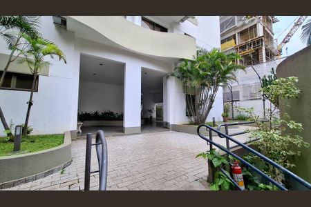 Apartamento para alugar com 75m², 3 quartos e 1 vaga Apartamento para alugar com 75m², 3 quartos e 1 vagaEntrada do Prédio