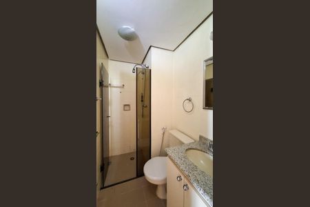 Apartamento para alugar com 75m², 3 quartos e 1 vaga Apartamento para alugar com 75m², 3 quartos e 1 vagaBanheiro Social