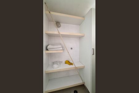 Apartamento para alugar com 75m², 3 quartos e 1 vaga Apartamento para alugar com 75m², 3 quartos e 1 vagaDespensa