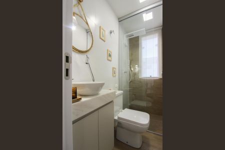 Apartamento à venda com 50m², 2 quartos e 1 vaga Apartamento à venda com 50m², 2 quartos e 1 vagaBanheiro Social