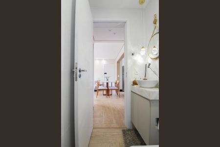 Apartamento à venda com 50m², 2 quartos e 1 vaga Apartamento à venda com 50m², 2 quartos e 1 vagaBanheiro Social