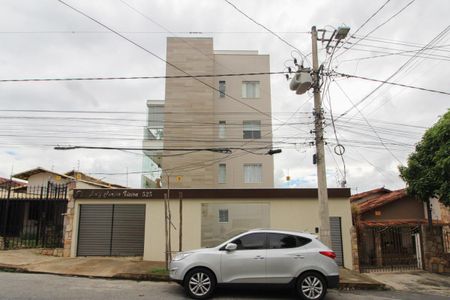 Apartamento à venda com 50m², 2 quartos e 1 vaga Apartamento à venda com 50m², 2 quartos e 1 vagaFachada