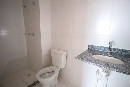 Apartamento à venda com 55m², 2 quartos e 1 vaga Apartamento à venda com 55m², 2 quartos e 1 vagaBanheiro da Suíte