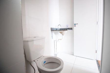 Apartamento à venda com 55m², 2 quartos e 1 vaga Apartamento à venda com 55m², 2 quartos e 1 vagaBanheiro da Suíte