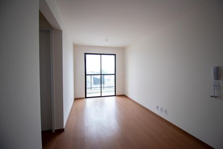 Sala de apartamento para alugar com 2 quartos, 55m² em Irajá, Rio de Janeiro