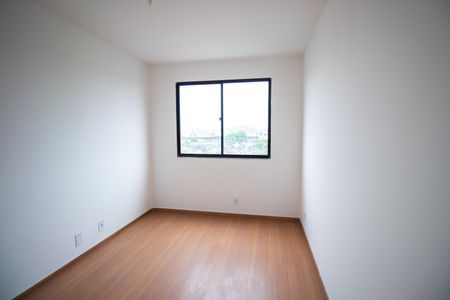 Quarto 1 de apartamento para alugar com 2 quartos, 55m² em Irajá, Rio de Janeiro