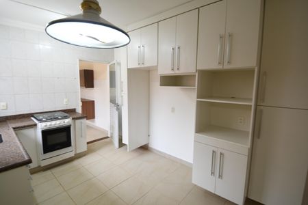 Casa de condomínio à venda com 122m², 3 quartos e 2 vagasCozinha