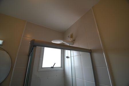 Casa de condomínio à venda com 122m², 3 quartos e 2 vagasBanheiro - Social