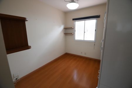 Casa de condomínio à venda com 122m², 3 quartos e 2 vagasQuarto 2