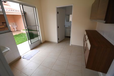 Casa de condomínio à venda com 122m², 3 quartos e 2 vagasÁrea de Serviço