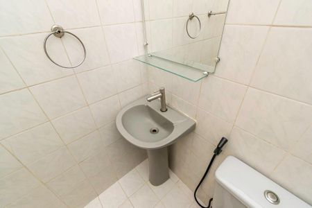 Apartamento para alugar com 70m², 2 quartos e 1 vagaBanheiro