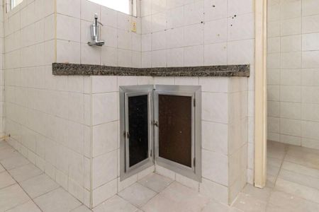 Apartamento para alugar com 70m², 2 quartos e 1 vagaCozinha - Armários