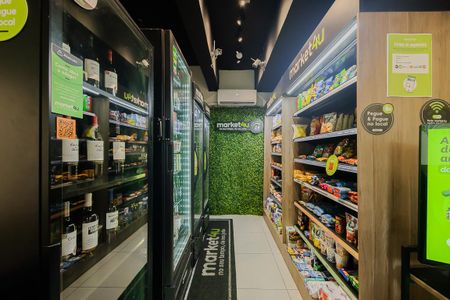 Studio à venda com 30m², 1 quarto e sem vaga Studio à venda com 30m², 1 quarto e sem vagaMini Mercado