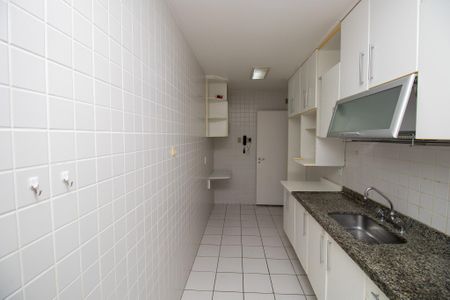 Apartamento para alugar com 160m², 3 quartos e 2 vagas Apartamento para alugar com 160m², 3 quartos e 2 vagasCozinha