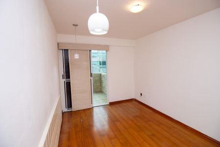 Apartamento para alugar com 160m², 3 quartos e 2 vagas Apartamento para alugar com 160m², 3 quartos e 2 vagasQuarto 3