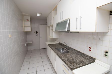 Apartamento para alugar com 160m², 3 quartos e 2 vagas Apartamento para alugar com 160m², 3 quartos e 2 vagasCozinha