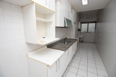 Apartamento para alugar com 160m², 3 quartos e 2 vagas Apartamento para alugar com 160m², 3 quartos e 2 vagasCozinha