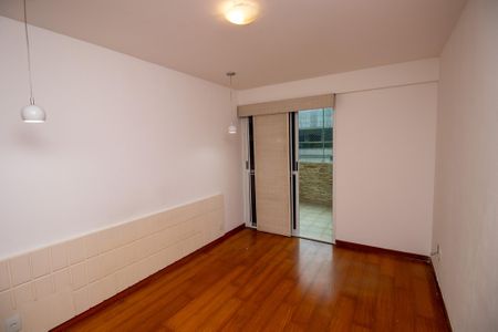 Apartamento para alugar com 160m², 3 quartos e 2 vagas Apartamento para alugar com 160m², 3 quartos e 2 vagasQuarto 3