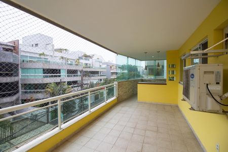 Varanda de apartamento para alugar com 3 quartos, 160m² em Recreio dos Bandeirantes, Rio de Janeiro