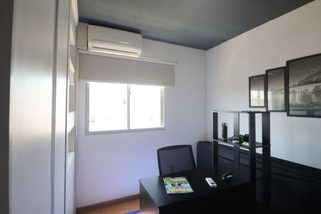 Quarto 1 de apartamento para alugar com 2 quartos, 42m² em São José, Canoas