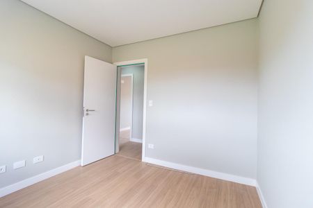 Quarto 1 de casa de condomínio para alugar com 3 quartos, 143m² em Orleans, Curitiba