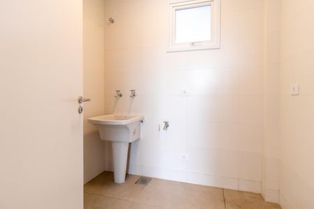 Casa de condomínio para alugar com 143m², 3 quartos e 2 vagas Casa de condomínio para alugar com 143m², 3 quartos e 2 vagasÁrea de Serviço