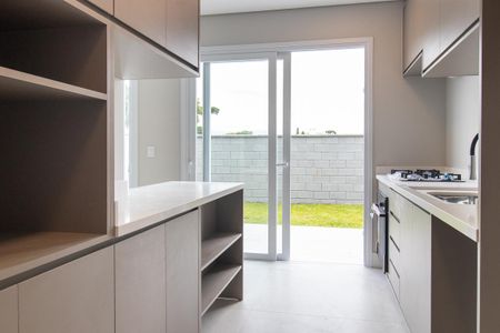 Casa de condomínio para alugar com 143m², 3 quartos e 2 vagas Casa de condomínio para alugar com 143m², 3 quartos e 2 vagasCozinha - Armários