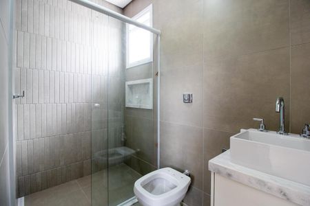 Casa de condomínio para alugar com 143m², 3 quartos e 2 vagas Casa de condomínio para alugar com 143m², 3 quartos e 2 vagasBanheiro da Suíte