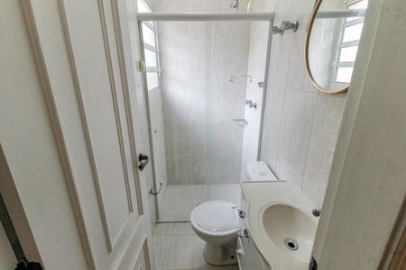 Casa de condomínio para alugar com 165m², 3 quartos e 3 vagasBanheiro Corredor