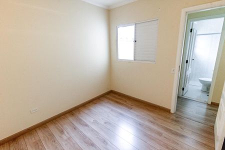 Casa de condomínio para alugar com 165m², 3 quartos e 3 vagasQuarto 1