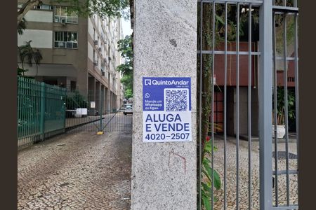 Apartamento para alugar com 80m², 2 quartos e 1 vaga Apartamento para alugar com 80m², 2 quartos e 1 vagaPlaca