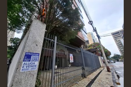 Apartamento para alugar com 80m², 2 quartos e 1 vaga Apartamento para alugar com 80m², 2 quartos e 1 vagaFachada