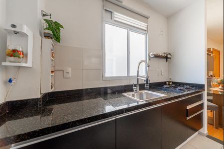 Cozinha de apartamento para alugar com 2 quartos, 50m² em Cecília, Viamão