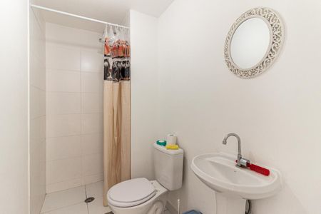 Apartamento à venda com 33m², 2 quartos e sem vagaBanheiro