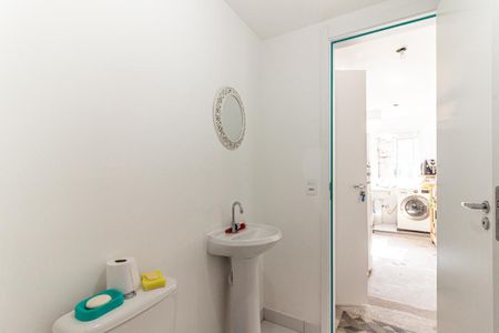 Apartamento à venda com 33m², 2 quartos e sem vagaBanheiro