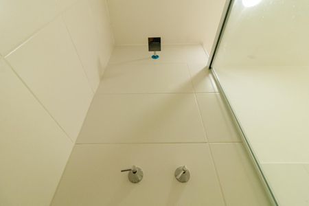 Apartamento para alugar com 56m², 2 quartos e 1 vaga Apartamento para alugar com 56m², 2 quartos e 1 vagaBanheiro