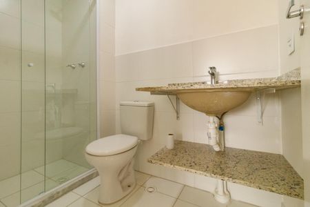 Apartamento para alugar com 56m², 2 quartos e 1 vaga Apartamento para alugar com 56m², 2 quartos e 1 vagaBanheiro da Suíte