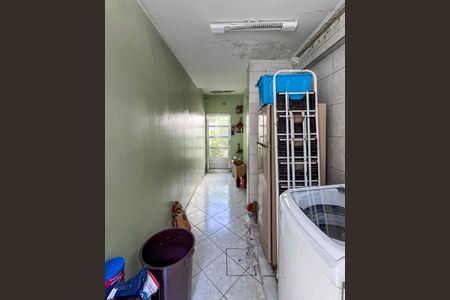 Casa à venda com 114m², 4 quartos e 2 vagas Casa à venda com 114m², 4 quartos e 2 vagasÁrea de Serviço