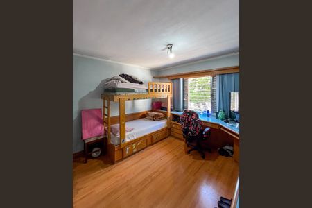 Casa à venda com 114m², 4 quartos e 2 vagas Casa à venda com 114m², 4 quartos e 2 vagasQuarto 3