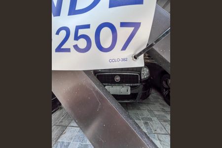 Casa à venda com 114m², 4 quartos e 2 vagas Casa à venda com 114m², 4 quartos e 2 vagasCodigo