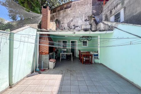 Casa à venda com 114m², 4 quartos e 2 vagas Casa à venda com 114m², 4 quartos e 2 vagasQuintal