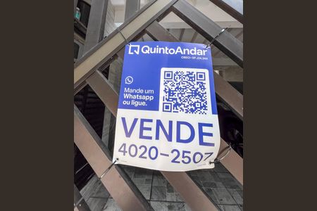 Casa à venda com 114m², 4 quartos e 2 vagas Casa à venda com 114m², 4 quartos e 2 vagasPlaca Quinto Andar