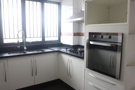 Apartamento à venda com 174m², 4 quartos e 1 vagaCozinha