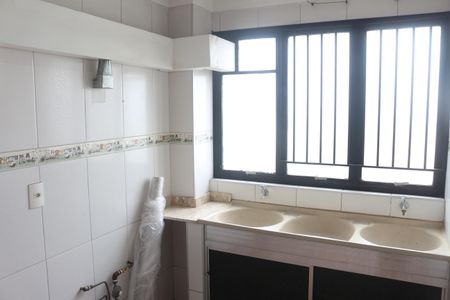 Apartamento à venda com 174m², 4 quartos e 1 vagaÁrea de Serviço