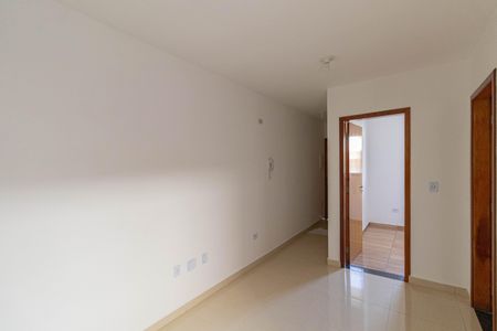 Apartamento para alugar com 33m², 2 quartos e 1 vaga Apartamento para alugar com 33m², 2 quartos e 1 vagaSala e Cozinha