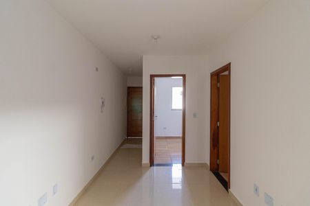 Sala e Cozinha de apartamento para alugar com 2 quartos, 33m² em Cidade Antônio Estêvão de Carvalho, São Paulo