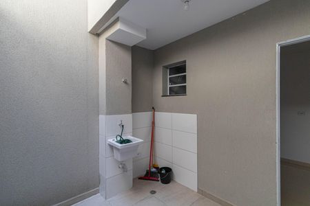 Apartamento para alugar com 33m², 2 quartos e 1 vaga Apartamento para alugar com 33m², 2 quartos e 1 vagaÁrea de Serviço