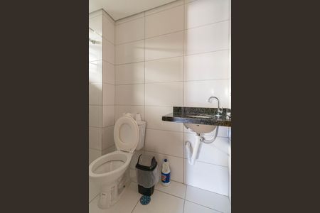 Apartamento para alugar com 33m², 2 quartos e 1 vaga Apartamento para alugar com 33m², 2 quartos e 1 vagaBanheiro
