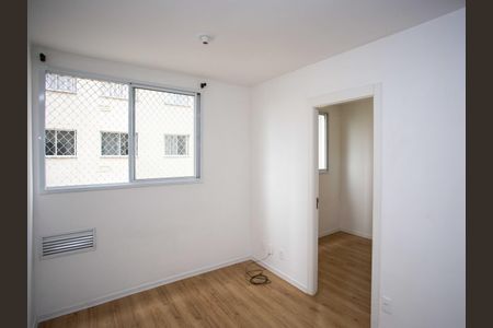 Sala de apartamento para alugar com 2 quartos, 34m² em Jardim Miriam, São Paulo