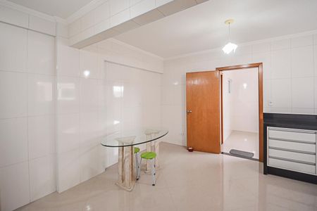 Apartamento à venda com 95m², 2 quartos e 1 vagaCozinha